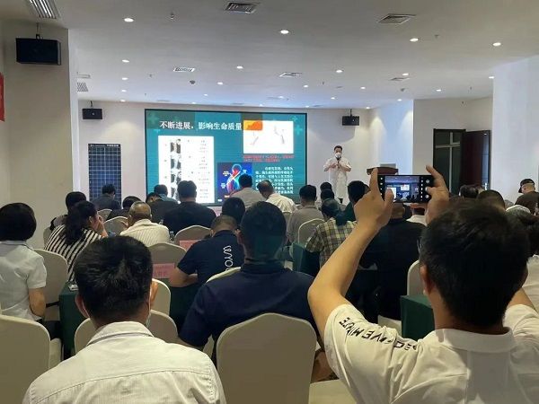 “河北省反射療法協(xié)會(huì)脊柱側(cè)彎專業(yè)委員會(huì)成立大會(huì)”在石家莊直樂矯形中醫(yī)醫(yī)院順利召開